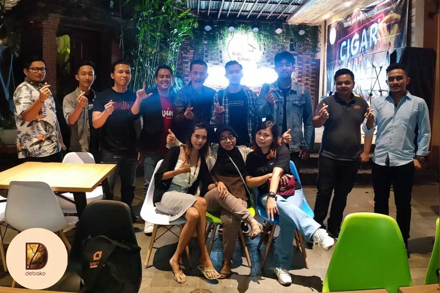 Cigar Night With Millennial Sociality