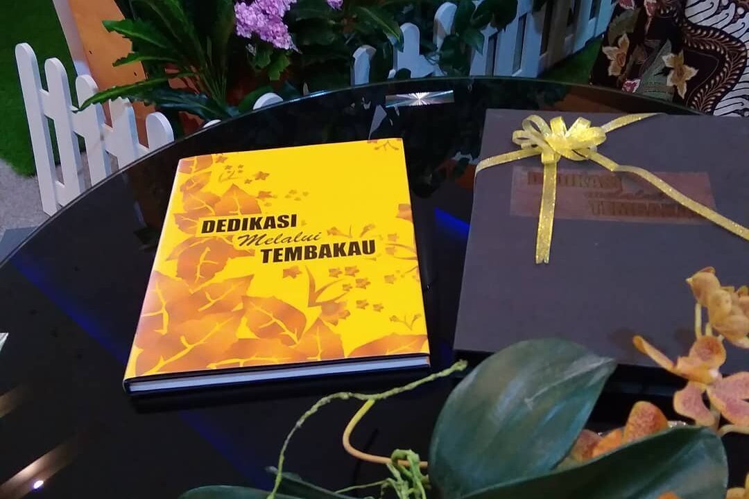 Melalui Tembakau, Bisa Bicara Banyak Aspek