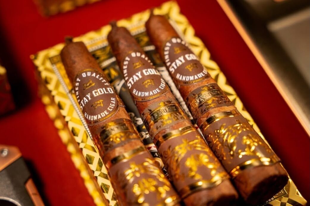 BIN Cigar & Java Jive Hadirkan – Stay Gold Trompeta – Kolaborasi Cerutu & Musik untuk Penikmat Hidup