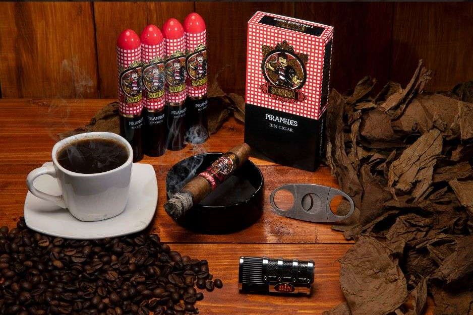 ZAKERA 1 PIRAMIDE TUBOS