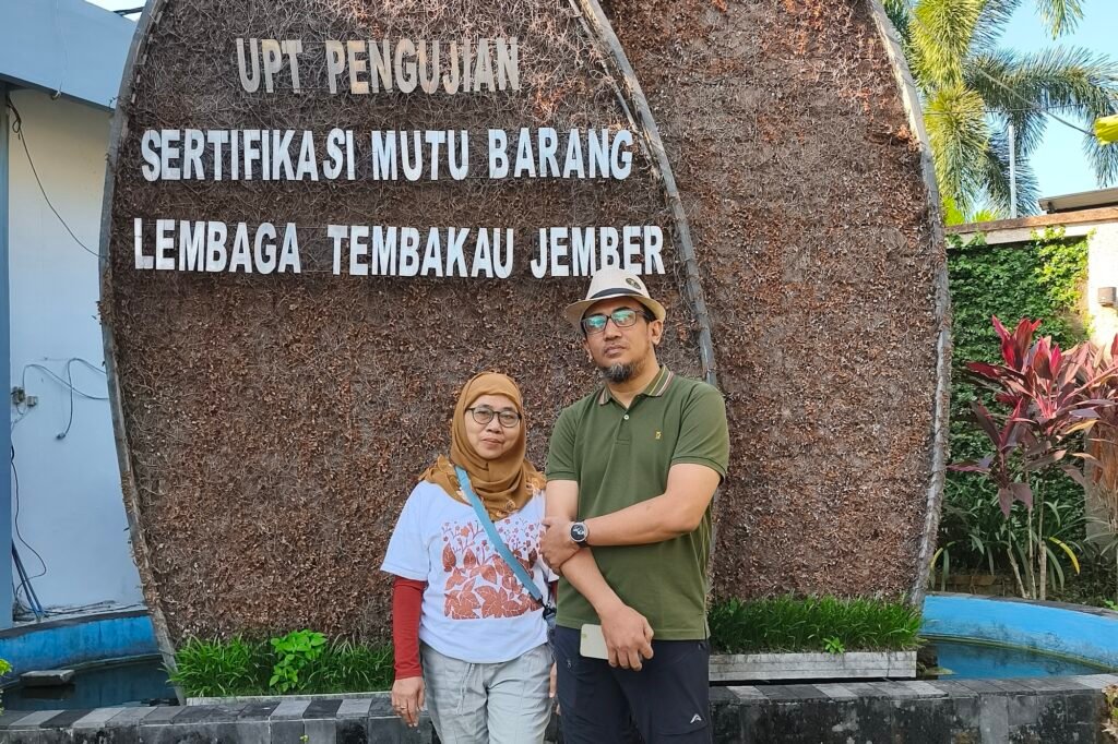 Elok and Aan