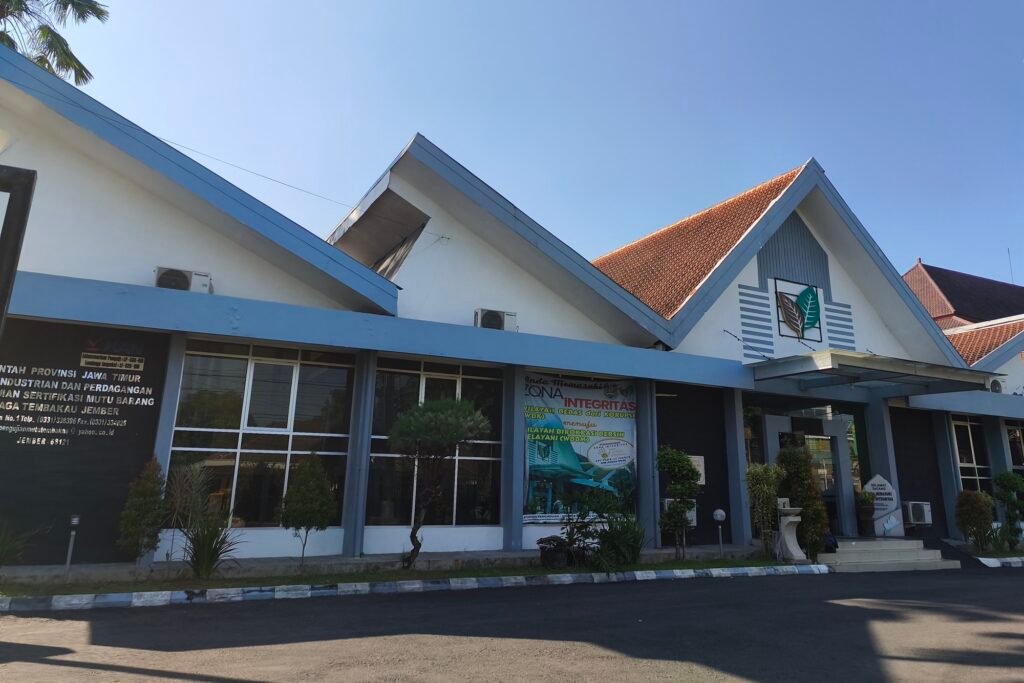 Front of Lembaga Tembakau